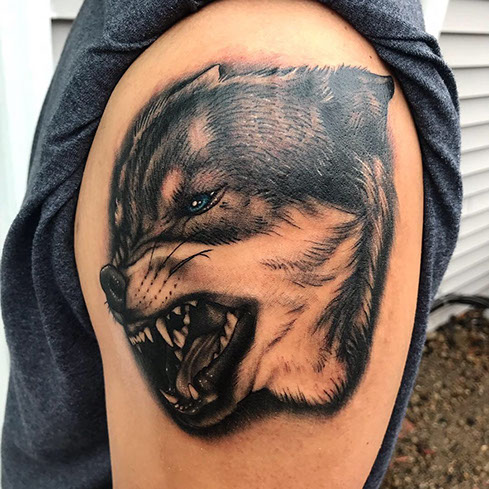 wolf-tattoo